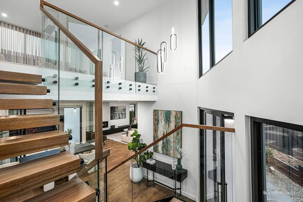 1 Viewhill Road, BALWYN NORTH, VIC 3104