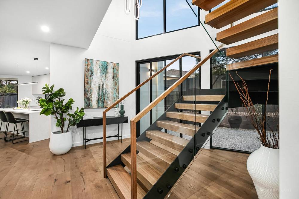 1 Viewhill Road, BALWYN NORTH, VIC 3104