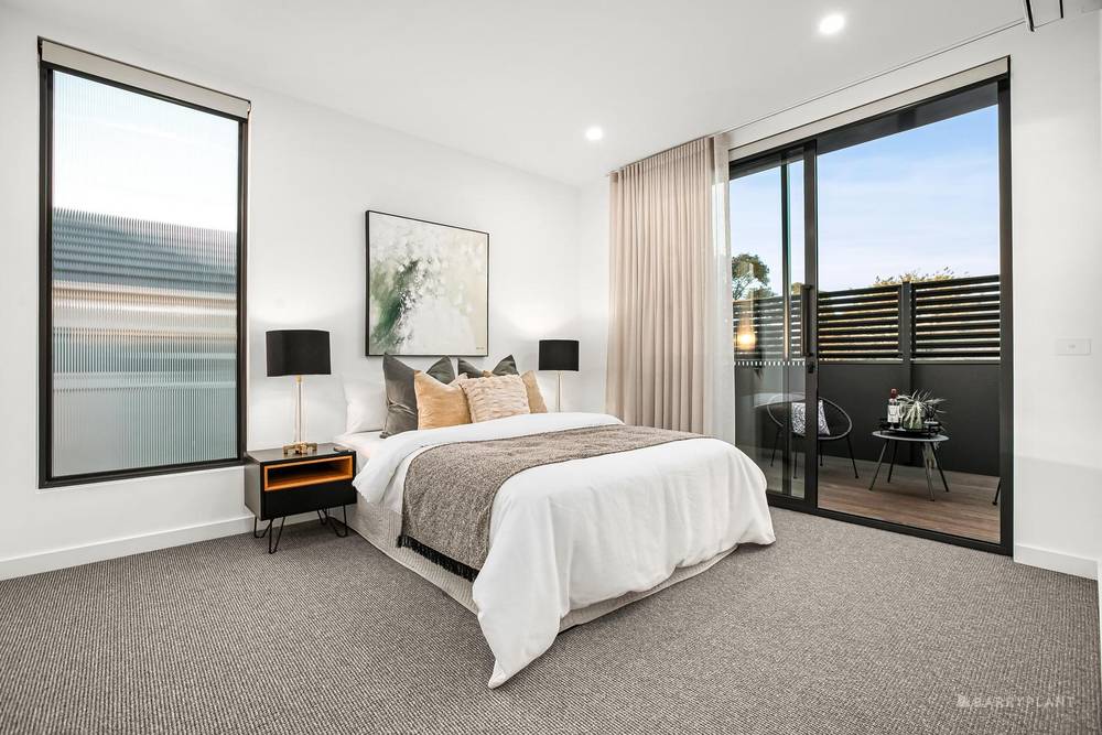 1 Viewhill Road, BALWYN NORTH, VIC 3104