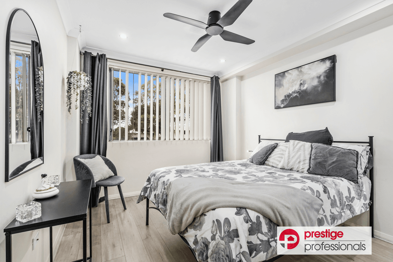 7/96-98 Nuwarra Road, MOOREBANK, NSW 2170