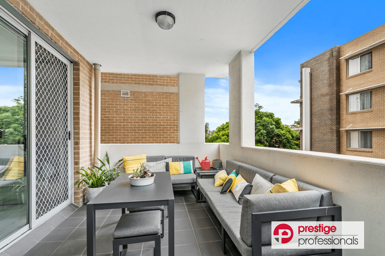 7/96-98 Nuwarra Road, MOOREBANK, NSW 2170