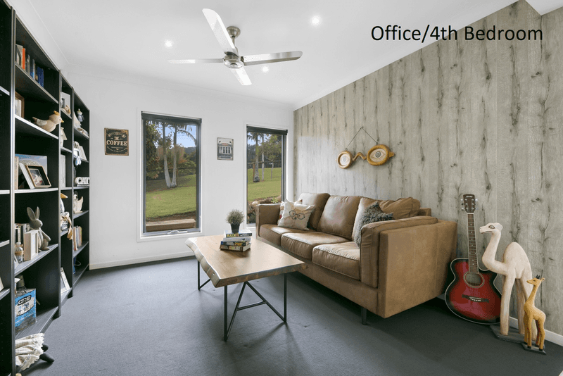 20 Friarbird Crescent, BONOGIN, QLD 4213