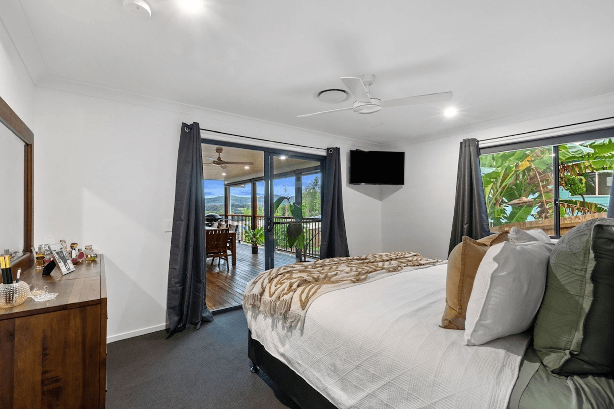5 Emma Perren Drive, NAMBOUR, QLD 4560
