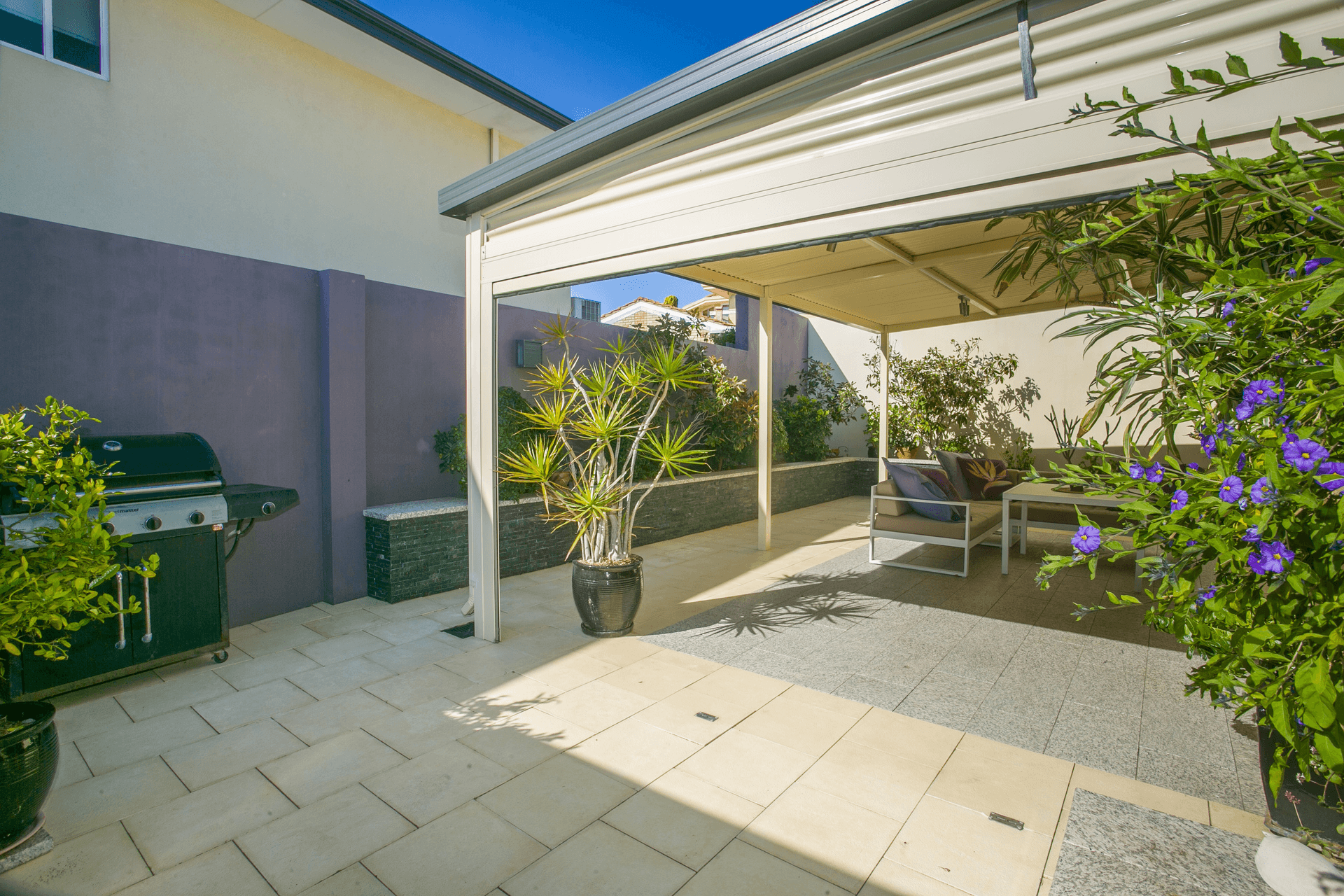 2 San Place, MULLALOO, WA 6027