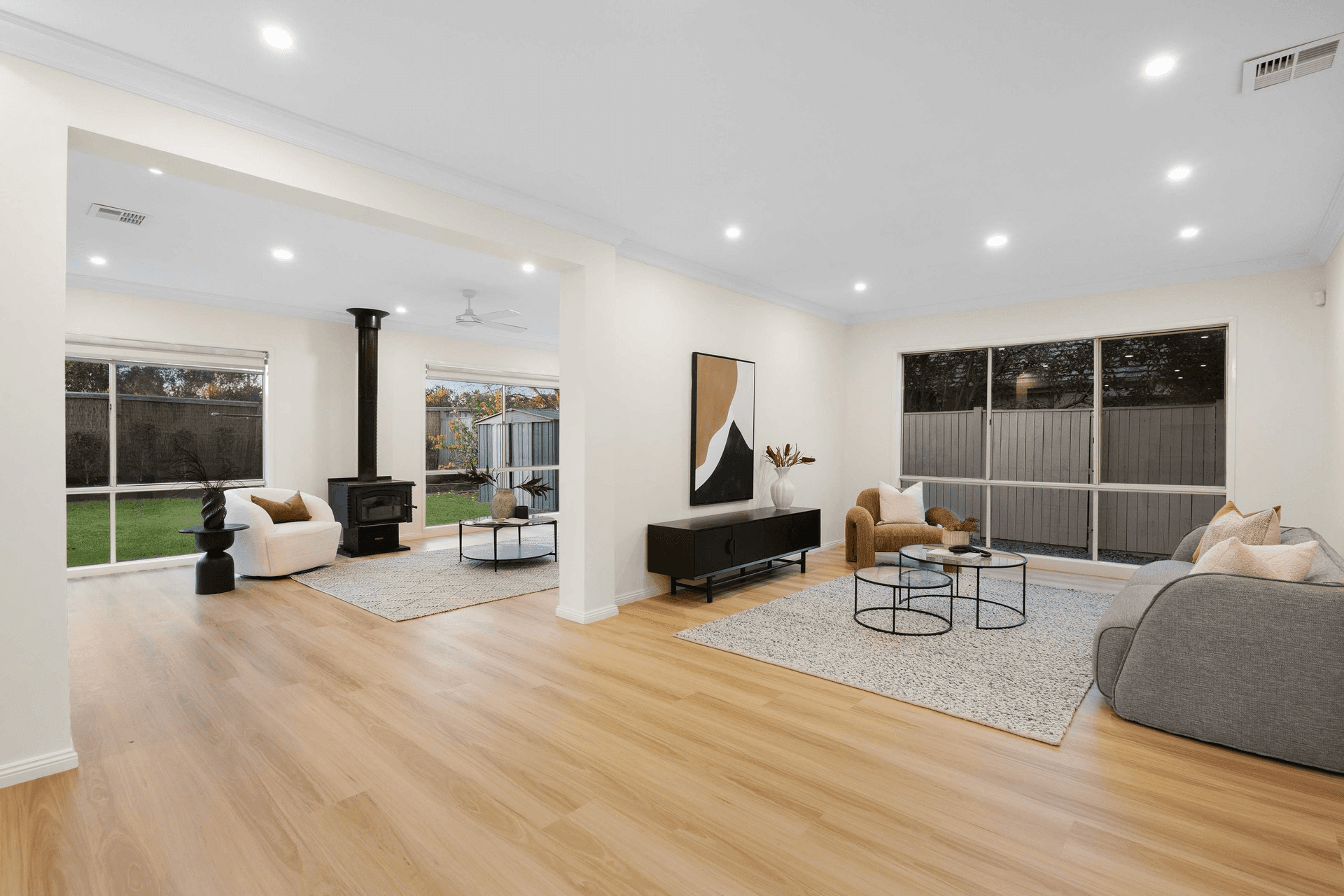 13 John Paul Drive, Hillside, VIC 3037