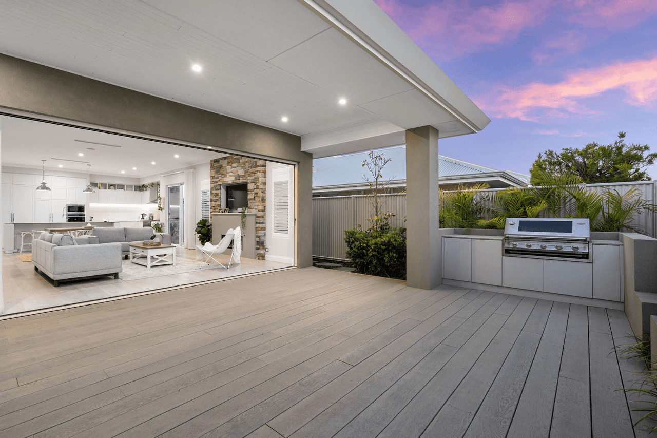 44 Painted Parkway, ALKIMOS, WA 6038