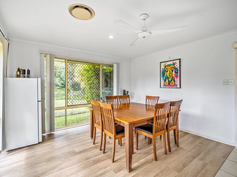 54 Ann Street, Torquay, Qld 4655