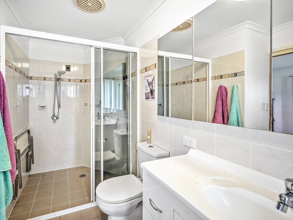 54 Ann Street, Torquay, Qld 4655