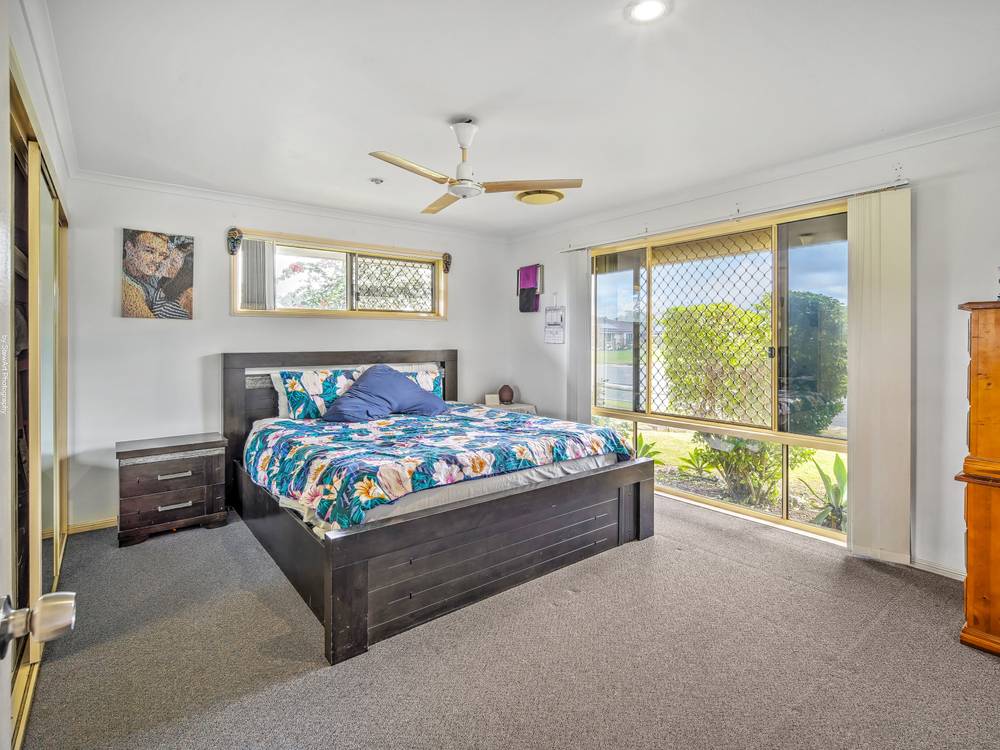 54 Ann Street, Torquay, Qld 4655