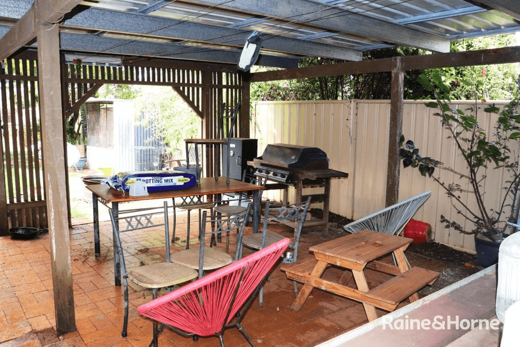 4 Francis, KINGAROY, QLD 4610