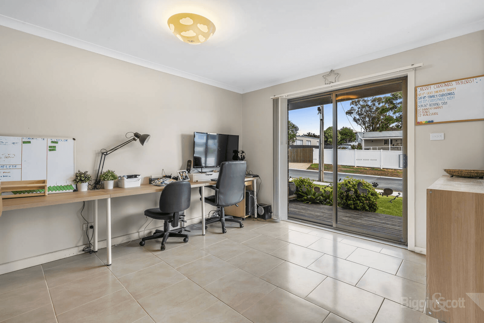 4 Daisy Avenue, PIONEER BAY, VIC 3984