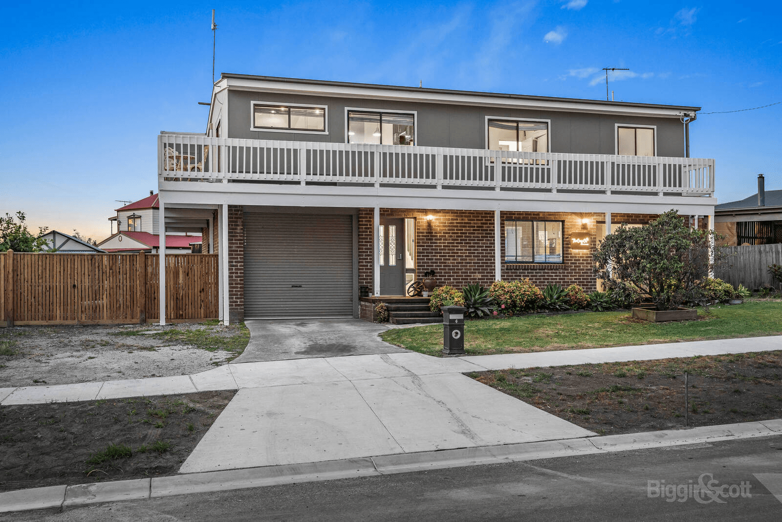 4 Daisy Avenue, PIONEER BAY, VIC 3984