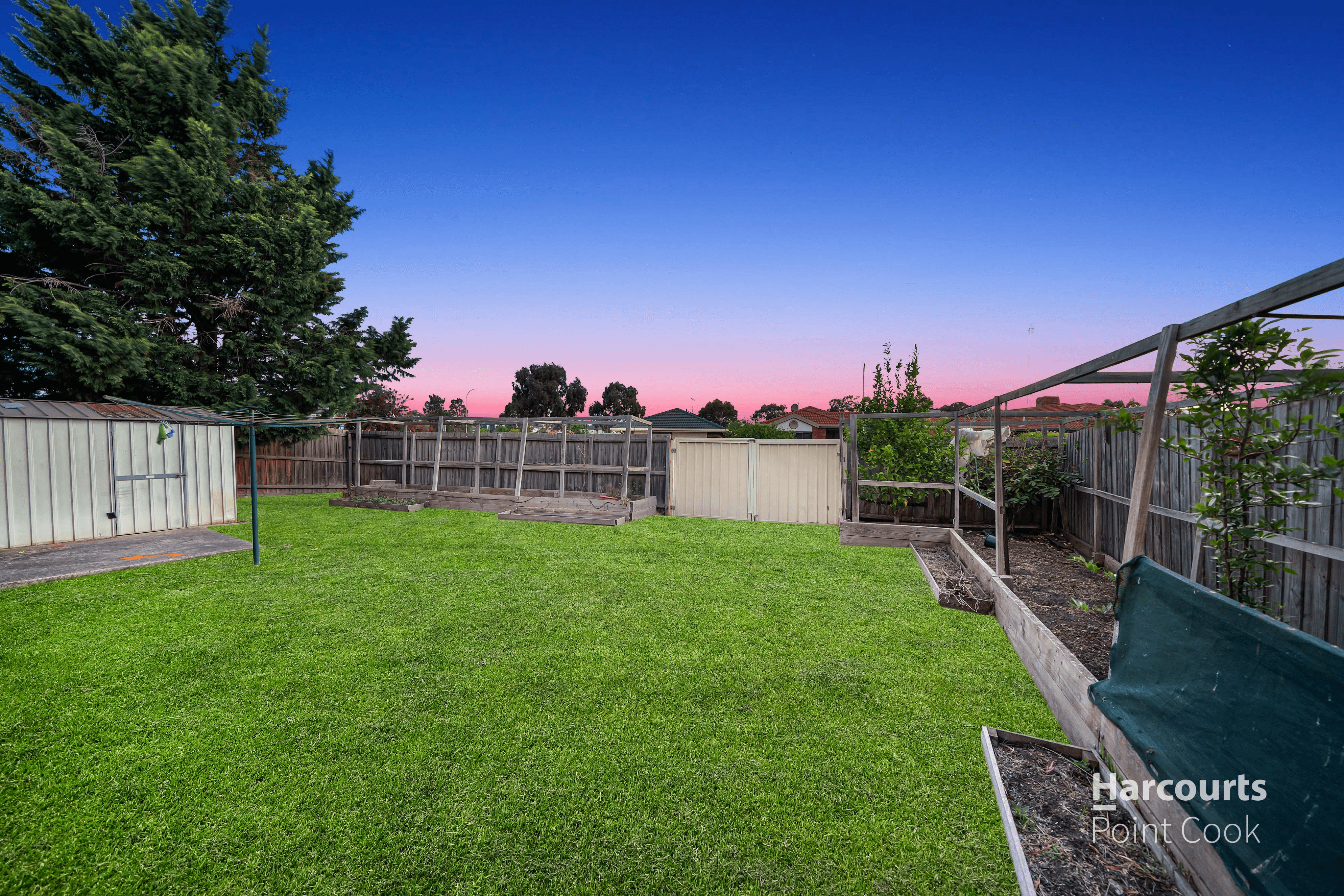 11 Deloraine Drive, HOPPERS CROSSING, VIC 3029