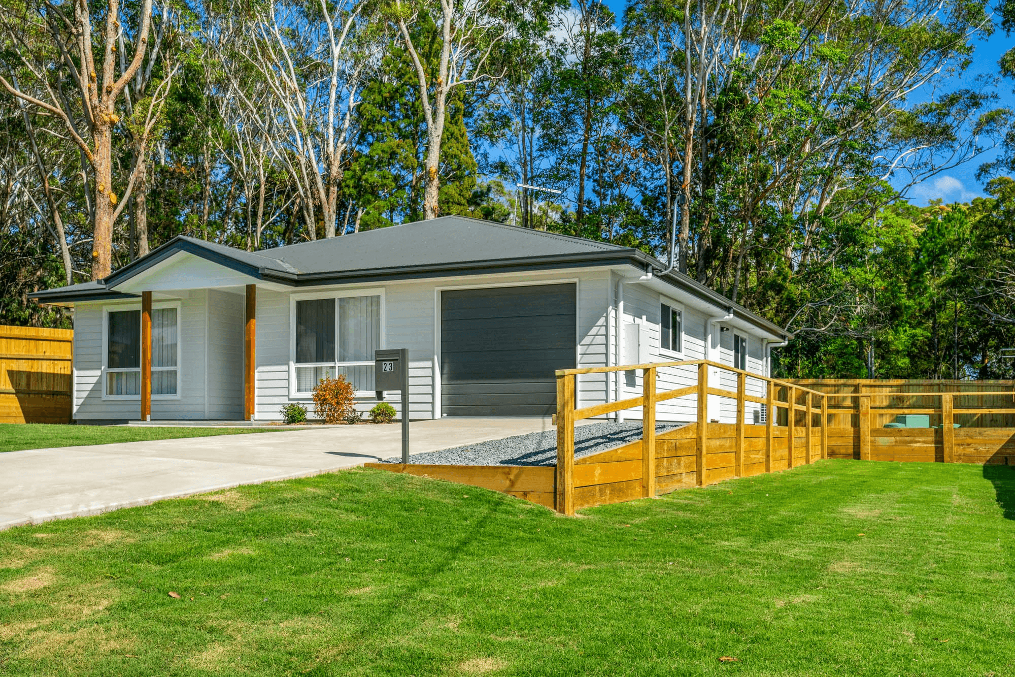 23 Satton Street, RUSSELL ISLAND, QLD 4184