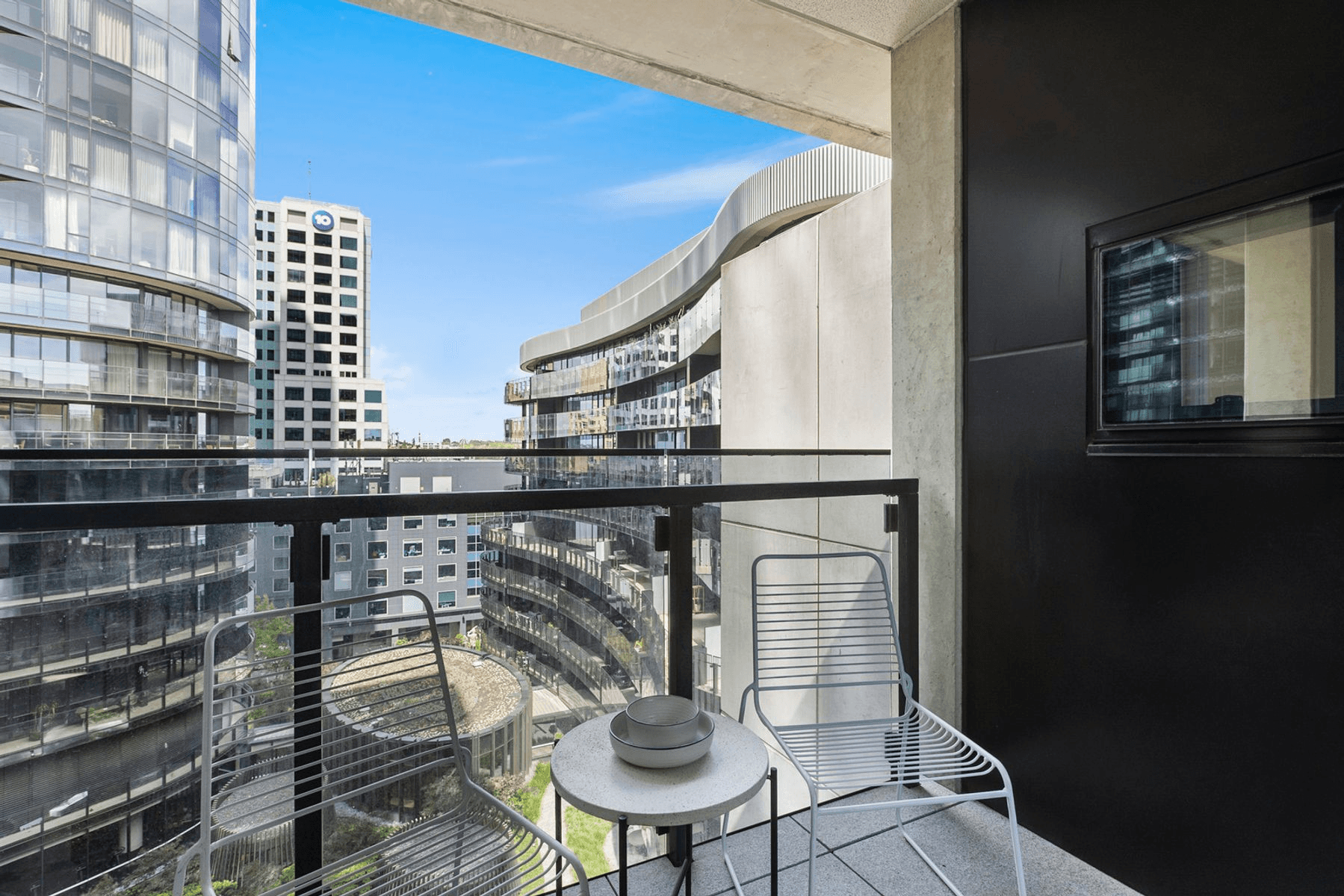 811/227 Toorak Road, SOUTH YARRA, VIC 3141