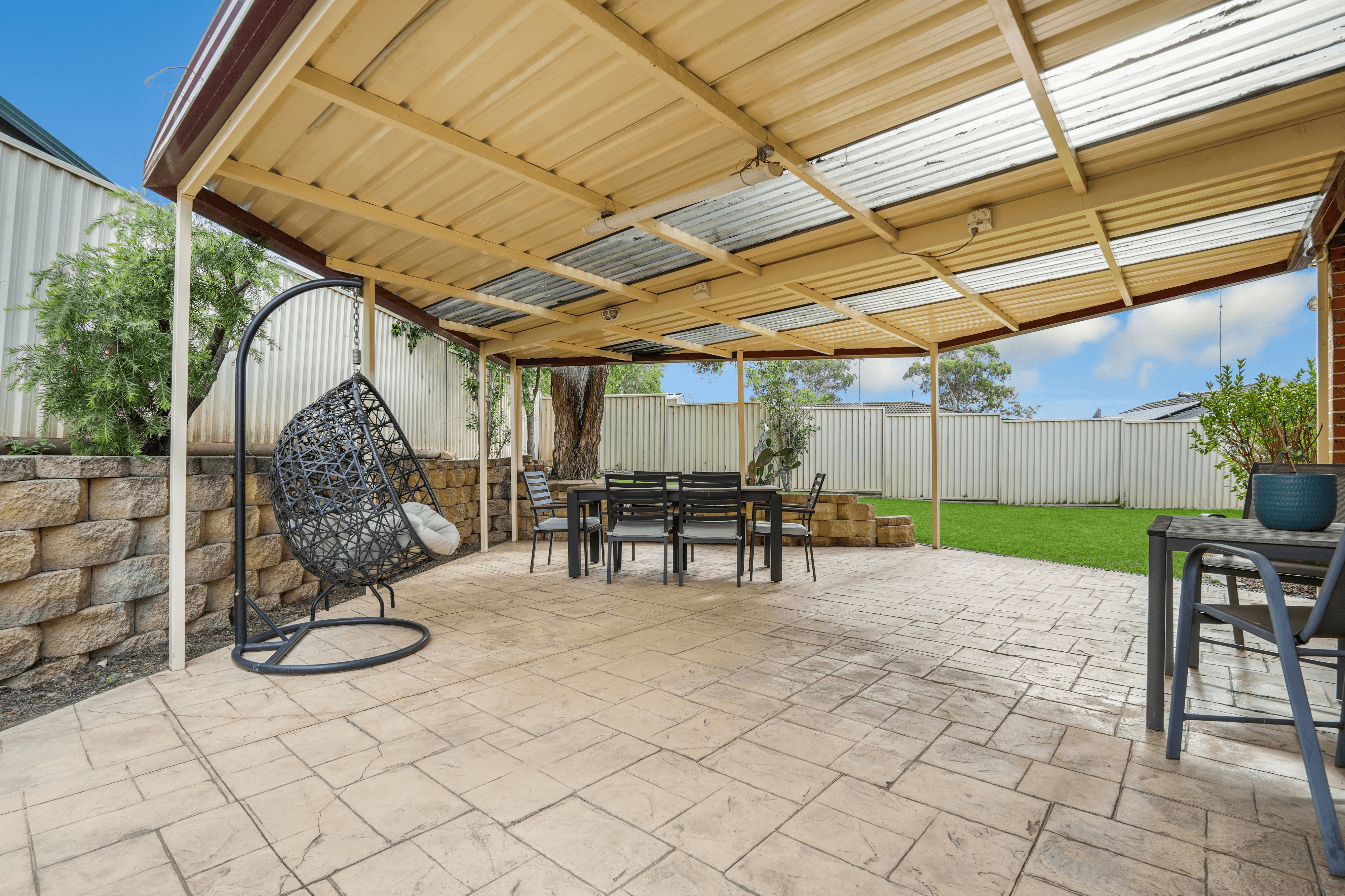 14 Osprey Place, CLAREMONT MEADOWS, NSW 2747