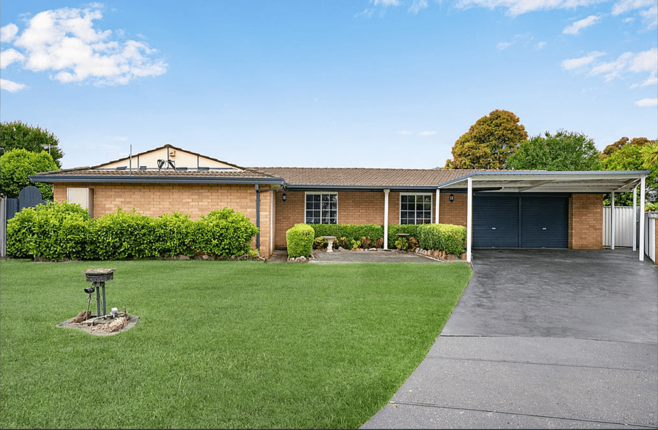 8 Edwin Place, LIVERPOOL, NSW 2170