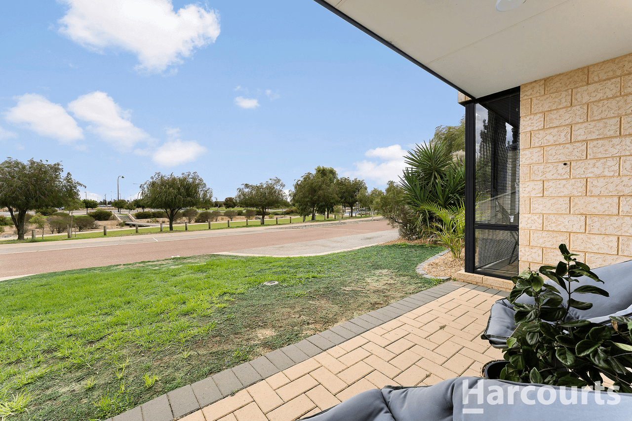 12 Keelia Vale, LAKELANDS, WA 6180