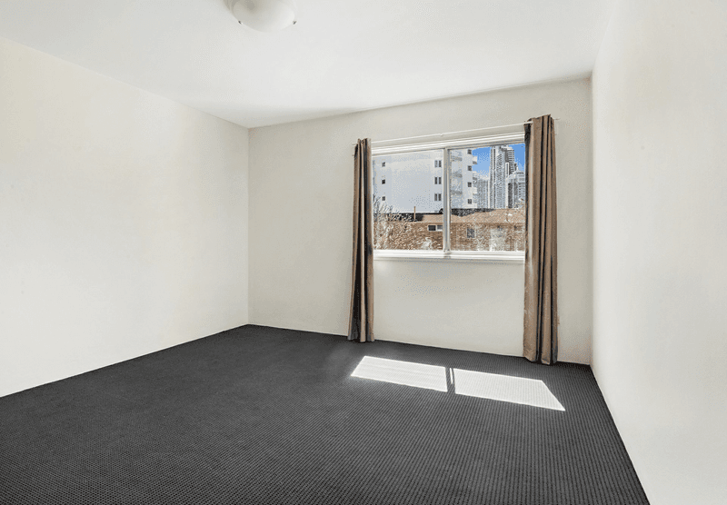 Unit 9/9 Holborow Close, SURFERS PARADISE, QLD 4217