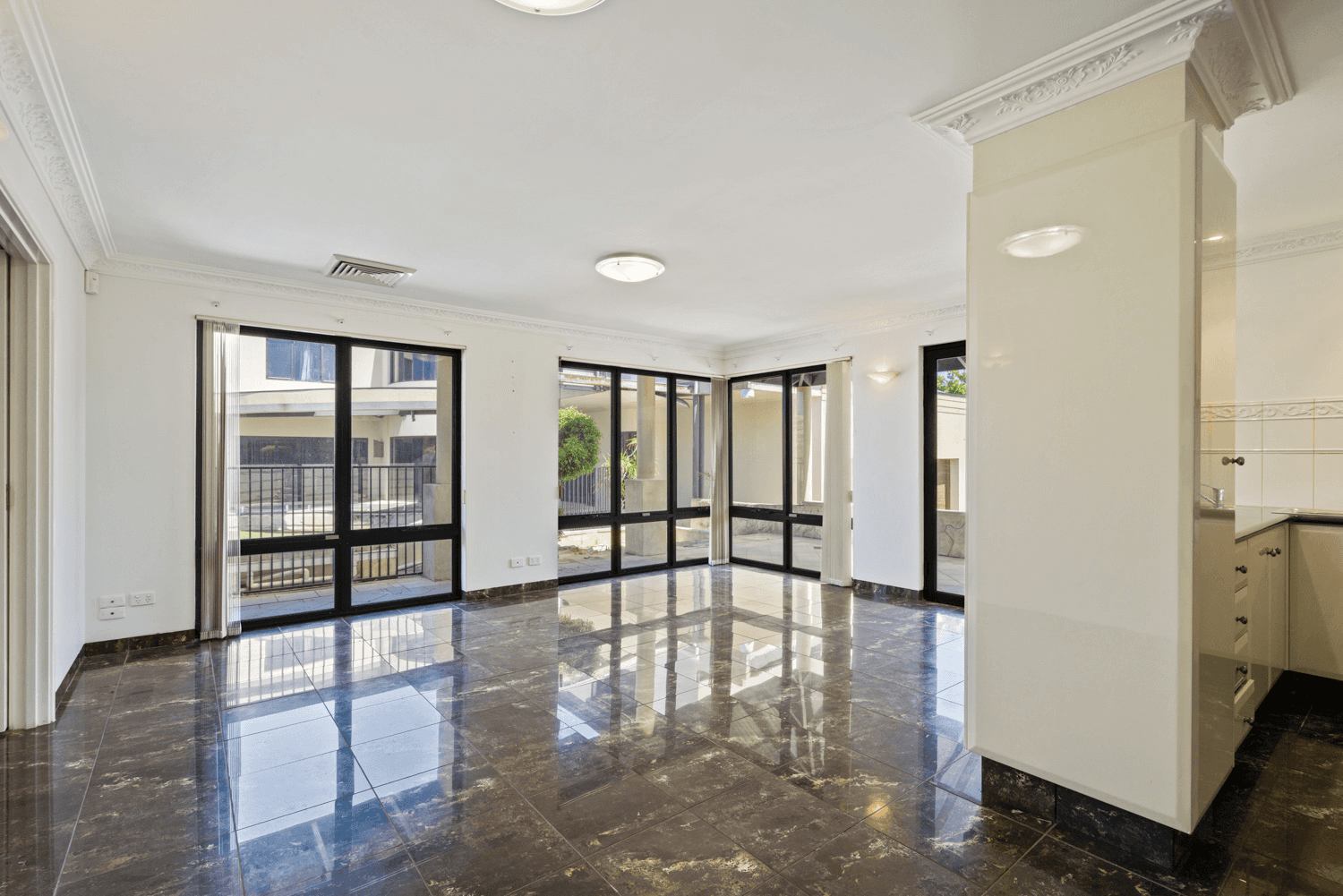 3 & 3a Throsby Street, SHELLEY, WA 6148