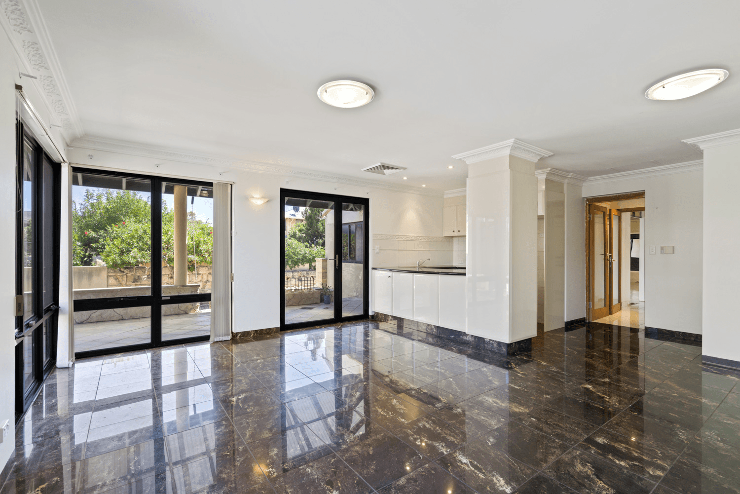 3 & 3a Throsby Street, SHELLEY, WA 6148