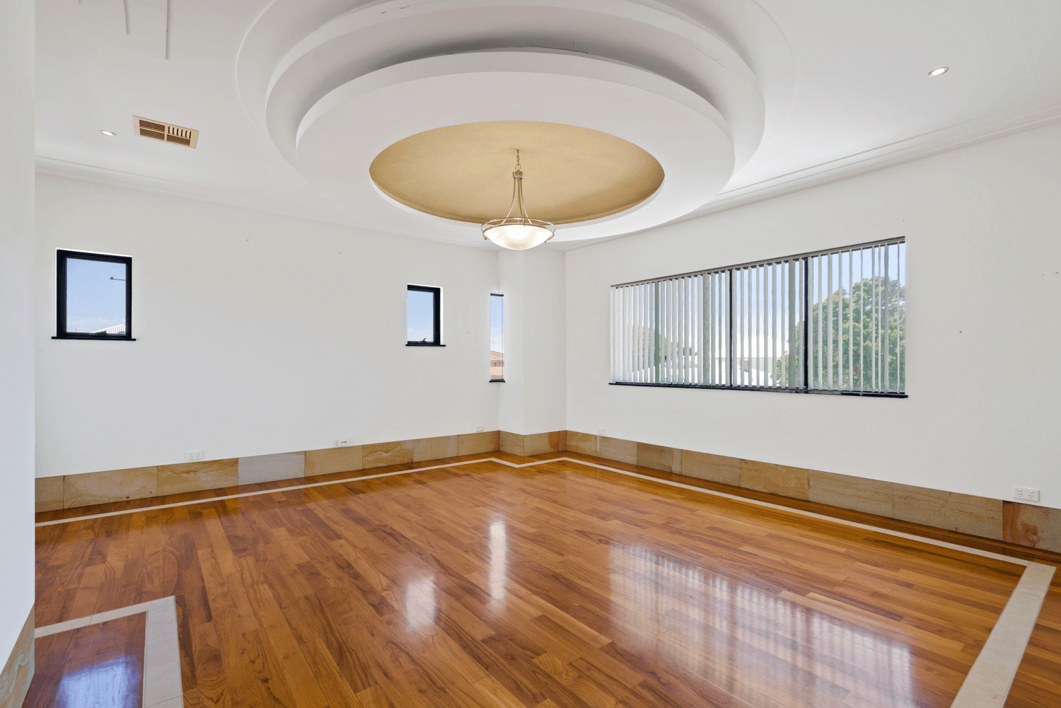 3 & 3a Throsby Street, SHELLEY, WA 6148