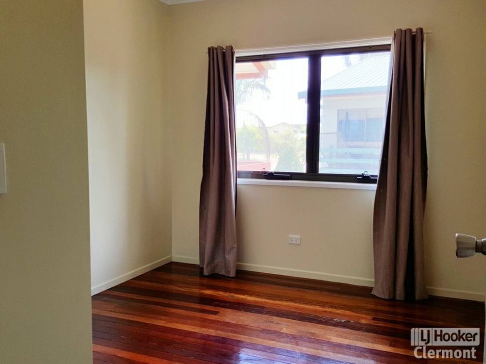 69 Francis Street, CLERMONT, QLD 4721