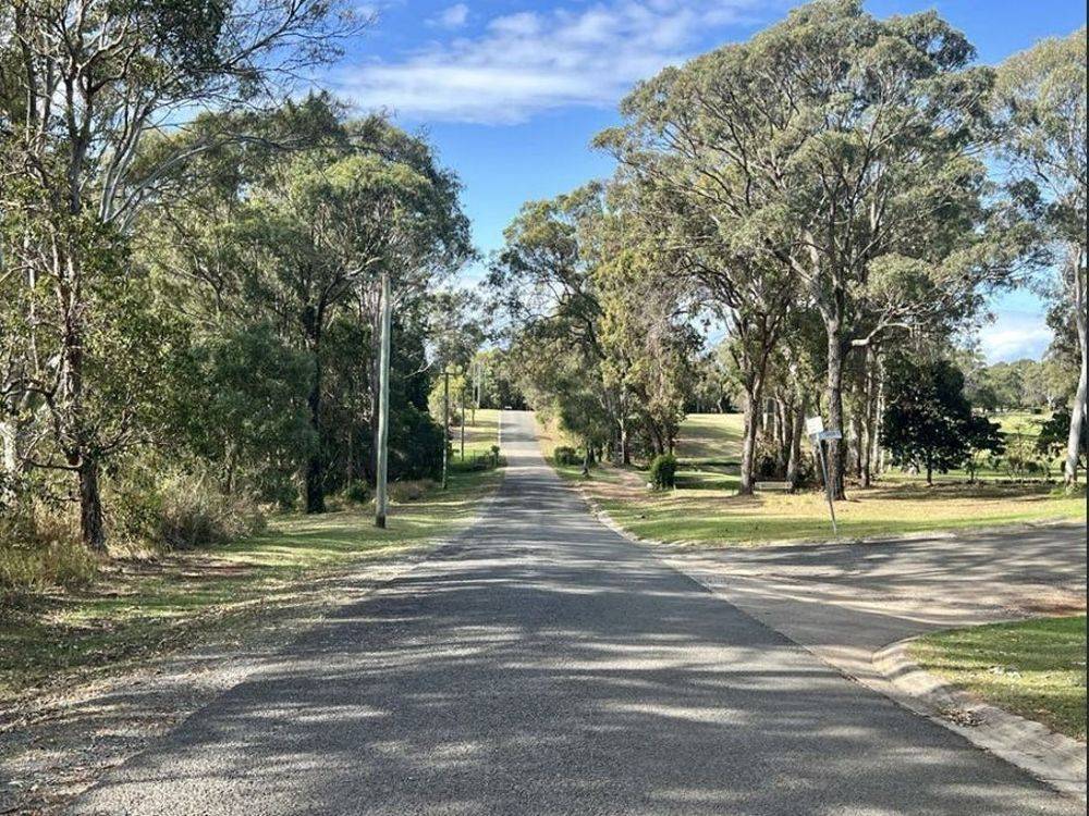 9 Eastern Road, MACLEAY ISLAND, QLD 4184