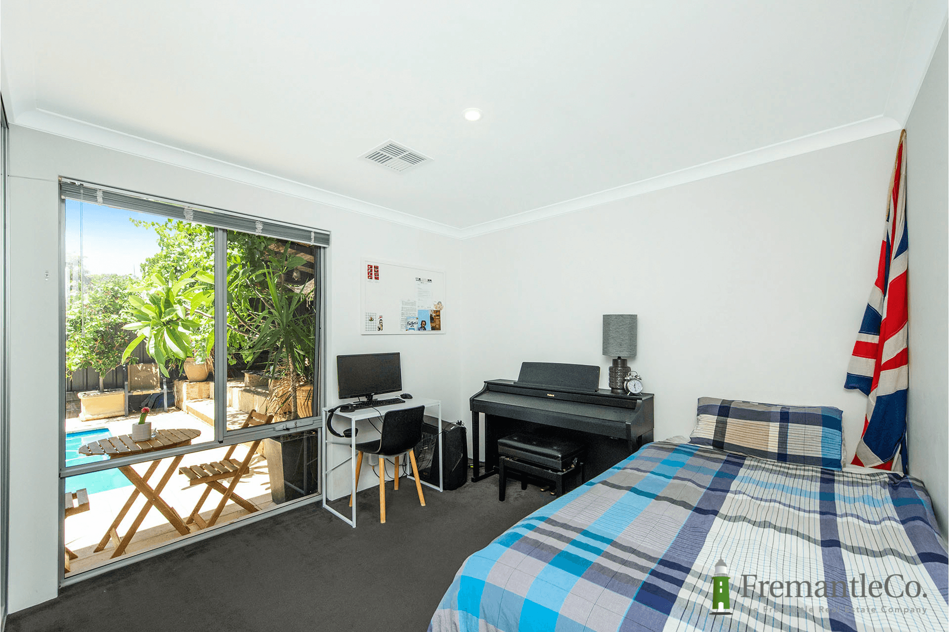 5B Chesham Way, Hamilton Hill, WA 6163