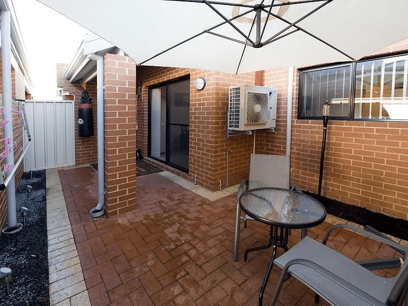 28/9 Healy Road, HAMILTON HILL, WA 6163
