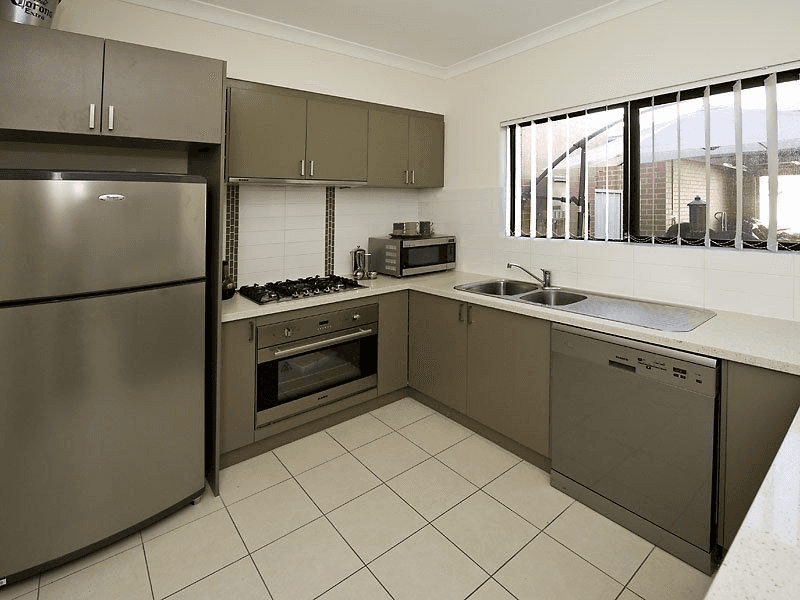 28/9 Healy Road, HAMILTON HILL, WA 6163