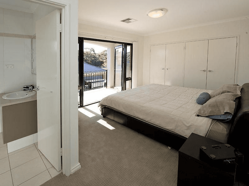 28/9 Healy Road, HAMILTON HILL, WA 6163