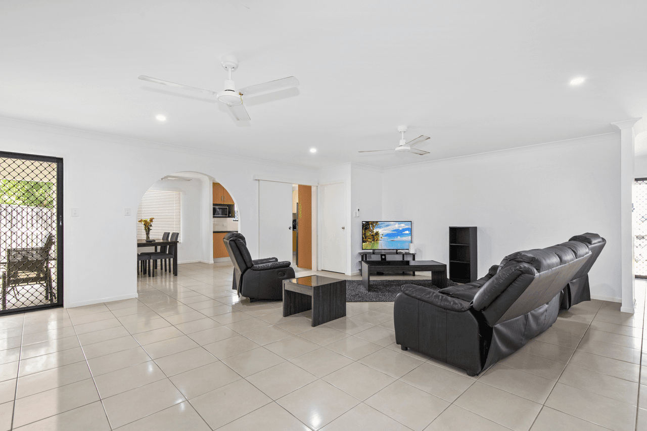 2 Wirega Close, DOUGLAS, QLD 4814