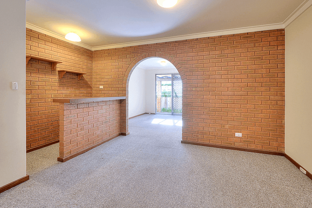 1/22-24 Hookwood Road, Morley, WA 6062