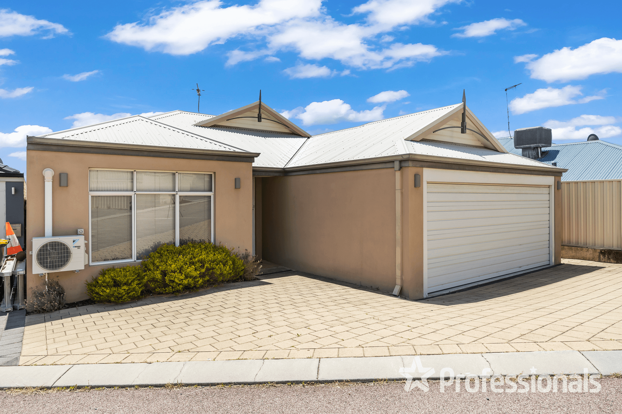 3 Botev Lane, MADELEY, WA 6065