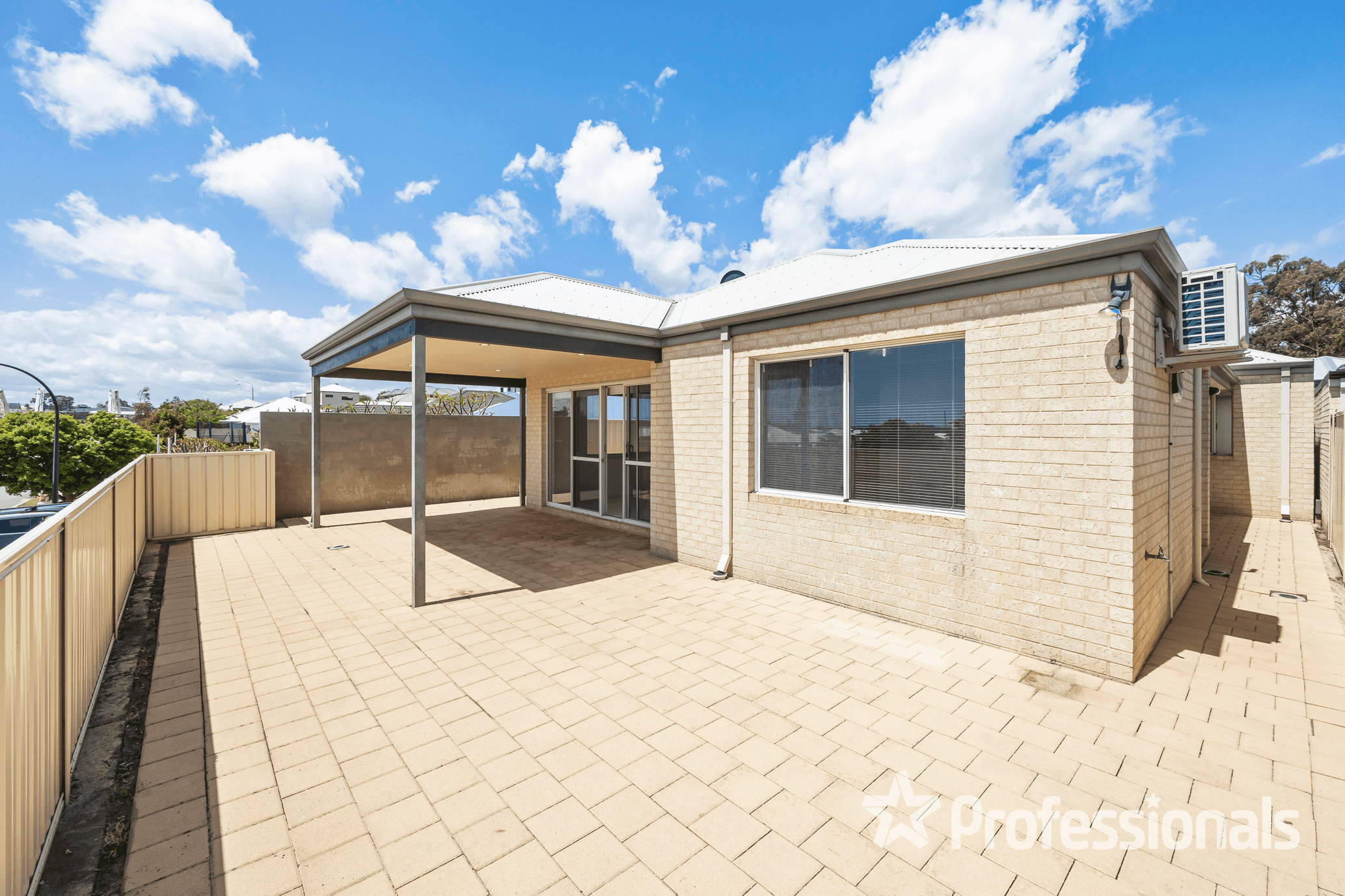 3 Botev Lane, MADELEY, WA 6065