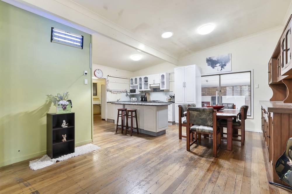 19 Rose Street, GODWIN BEACH, QLD 4511
