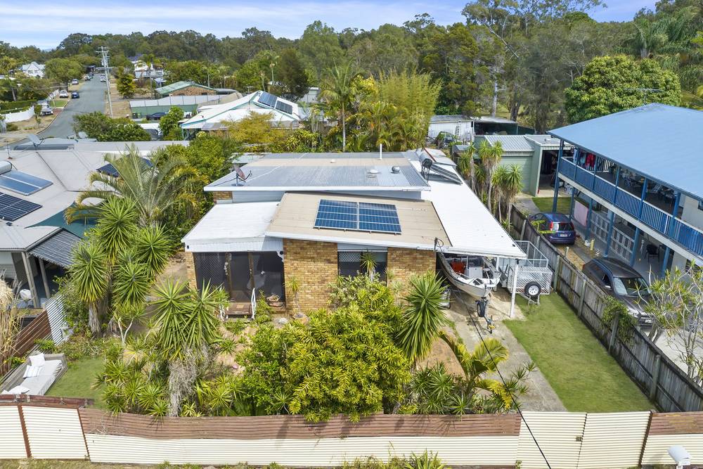 19 Rose Street, GODWIN BEACH, QLD 4511