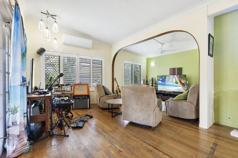 19 Rose Street, GODWIN BEACH, QLD 4511