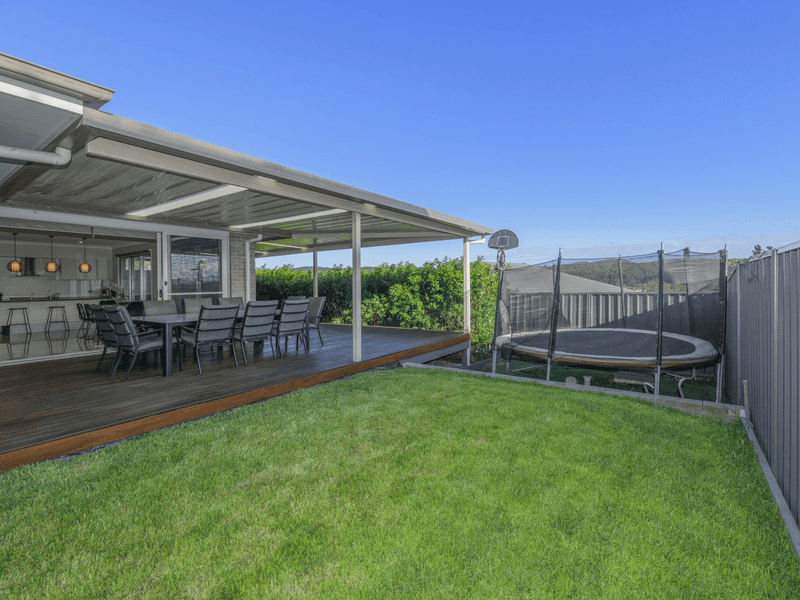 13 Bellfrog Street, FLETCHER, NSW 2287