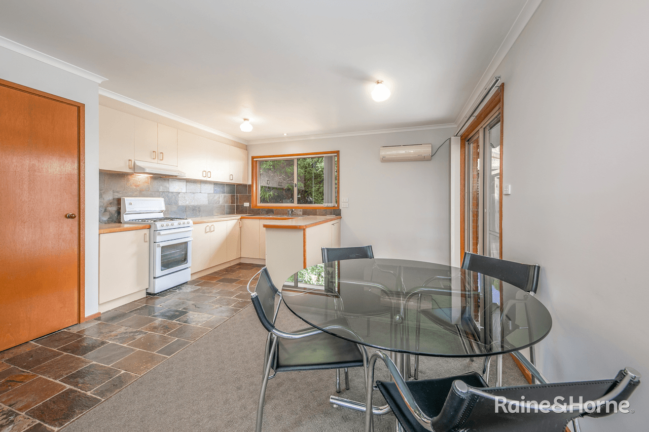 37 Anthony Street, SUNBURY, VIC 3429