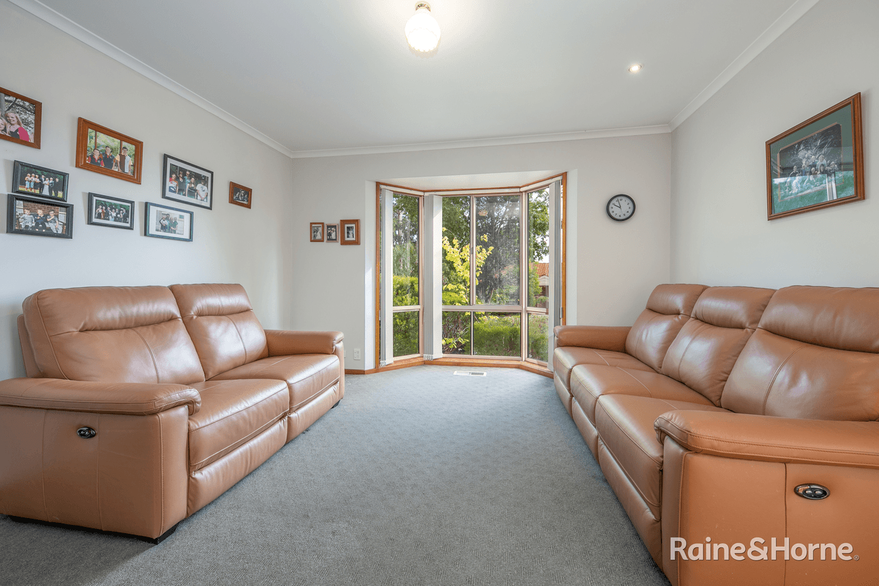 37 Anthony Street, SUNBURY, VIC 3429