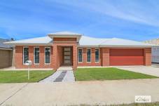 22 Birchall Crescent, Leneva, VIC 3691