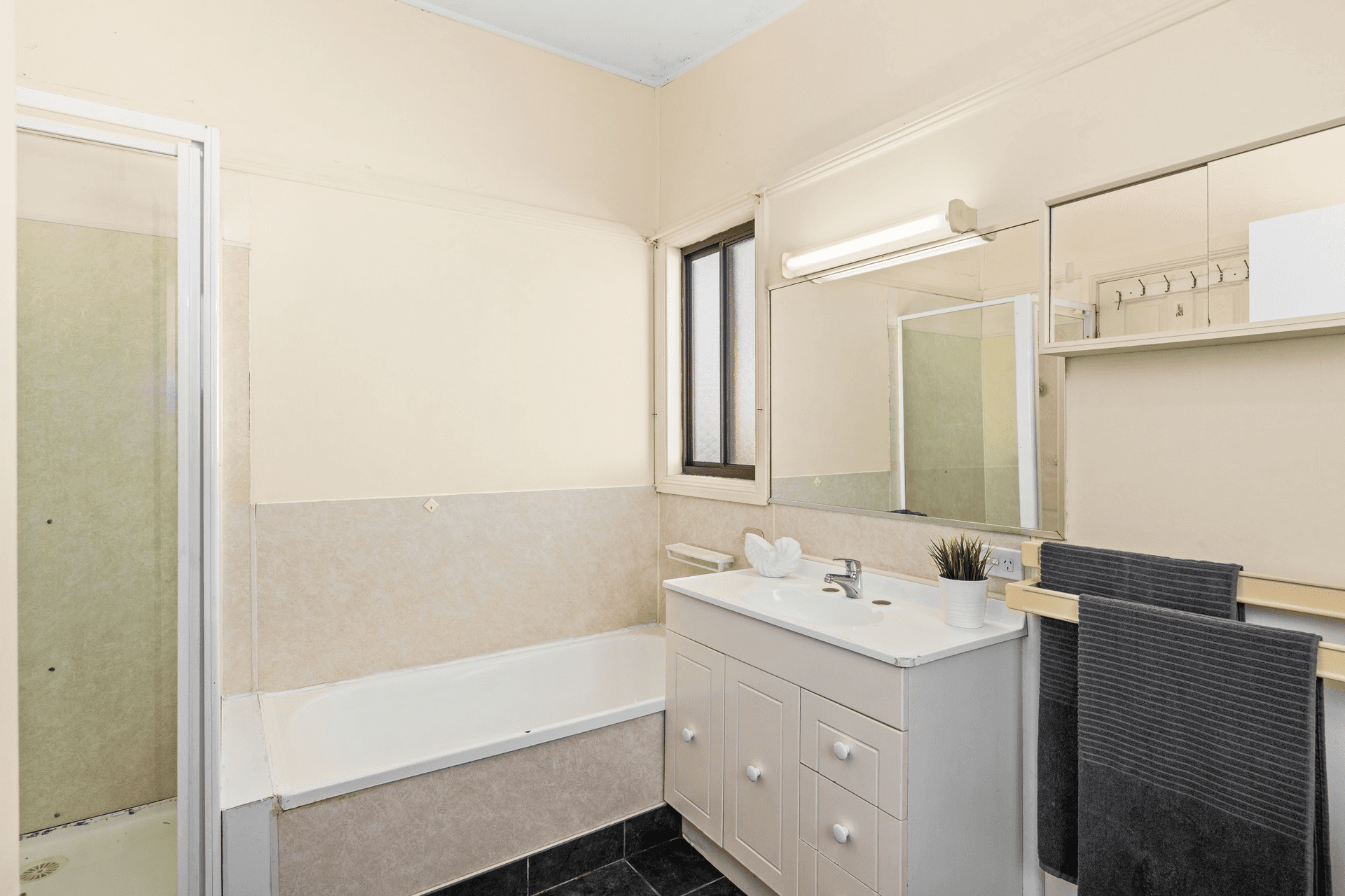26 Alexandra Street, Umina Beach, NSW 2257