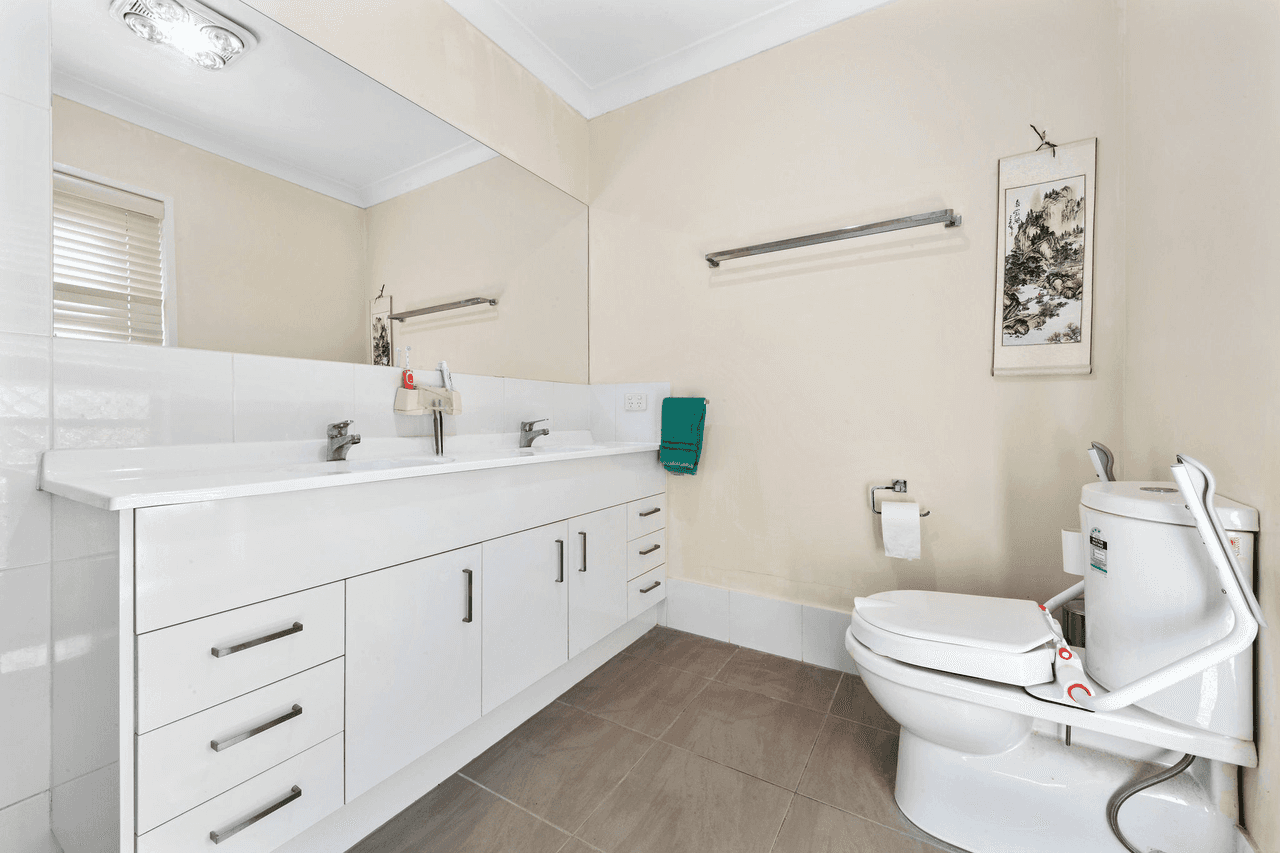 15 Sobar St, Burpengary, QLD 4505