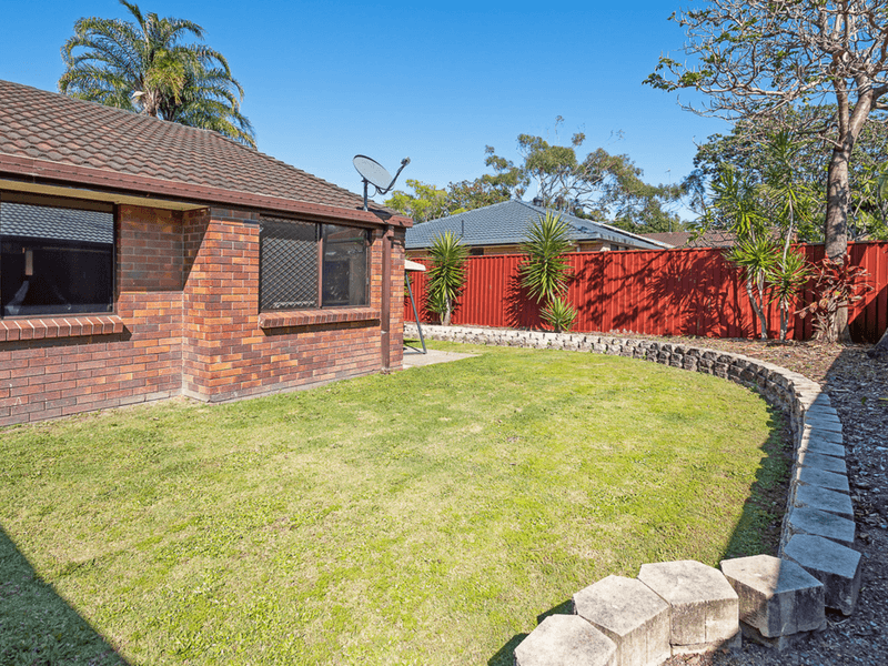 2/183 Musgrave Avenue, Labrador, QLD 4215