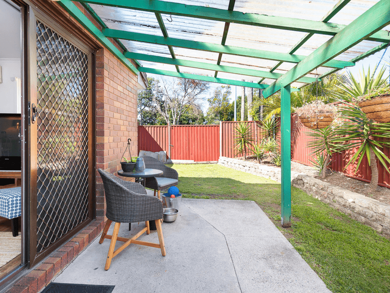 2/183 Musgrave Avenue, Labrador, QLD 4215