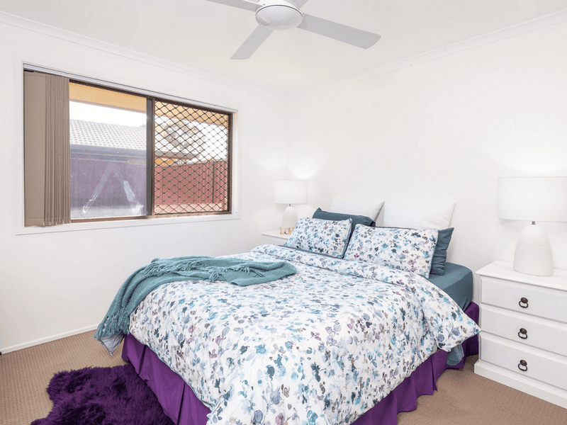 2/183 Musgrave Avenue, Labrador, QLD 4215