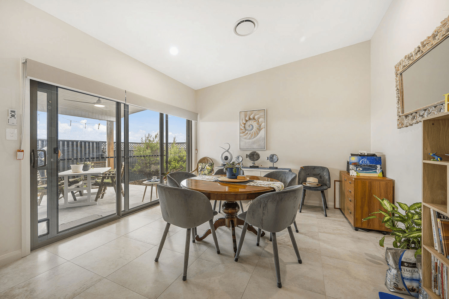 9/20 St Lucia Place, BONNY HILLS, NSW 2445