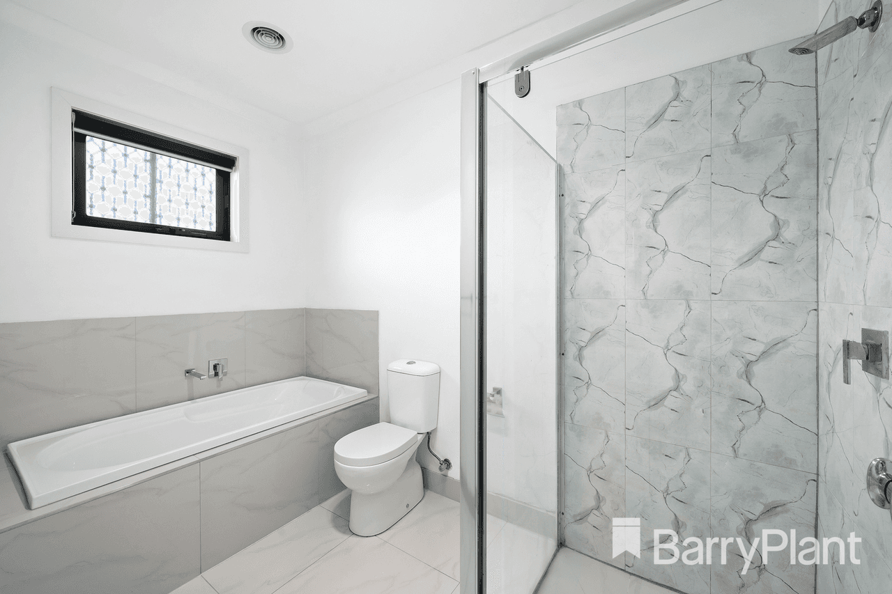 4/11 Loxwood Court, Deer Park, VIC 3023